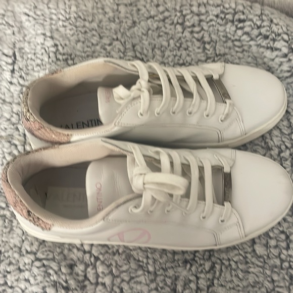 Valentino White/Pink Sneakers with Snake Skin detailing by Mario Valentino - Picture 6 of 16